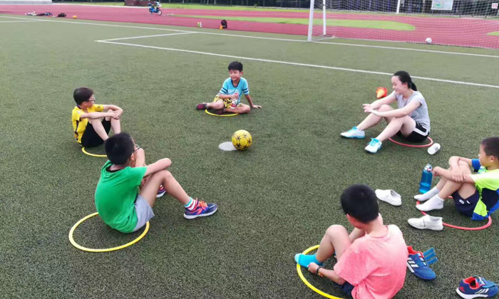 参加上海拼搏足球夏令营有哪些好处？
