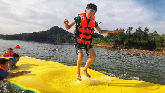 潜派旅行